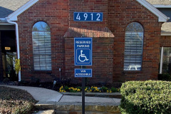 5-Parking-signs-apartments