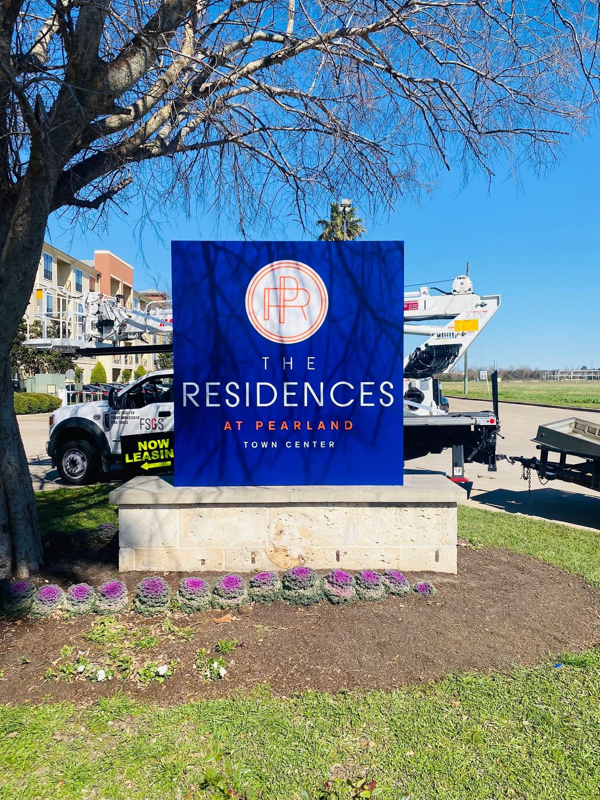 Modern-Blue-monument-sign