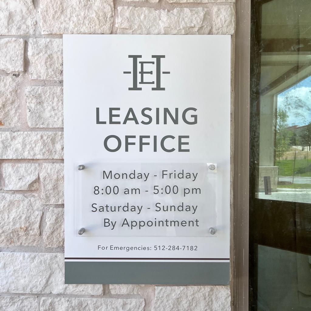 Leasing-office-heritage-estates